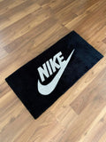 NIKE LOGO HAND-TUFTED RUG