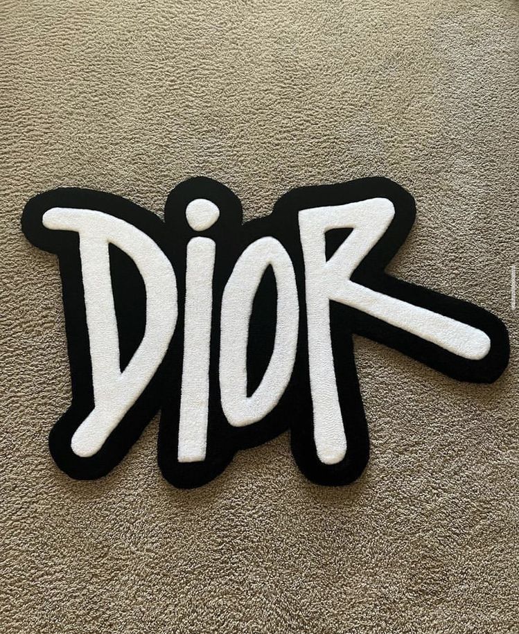 DIOR HAND-TUFTED  RUG