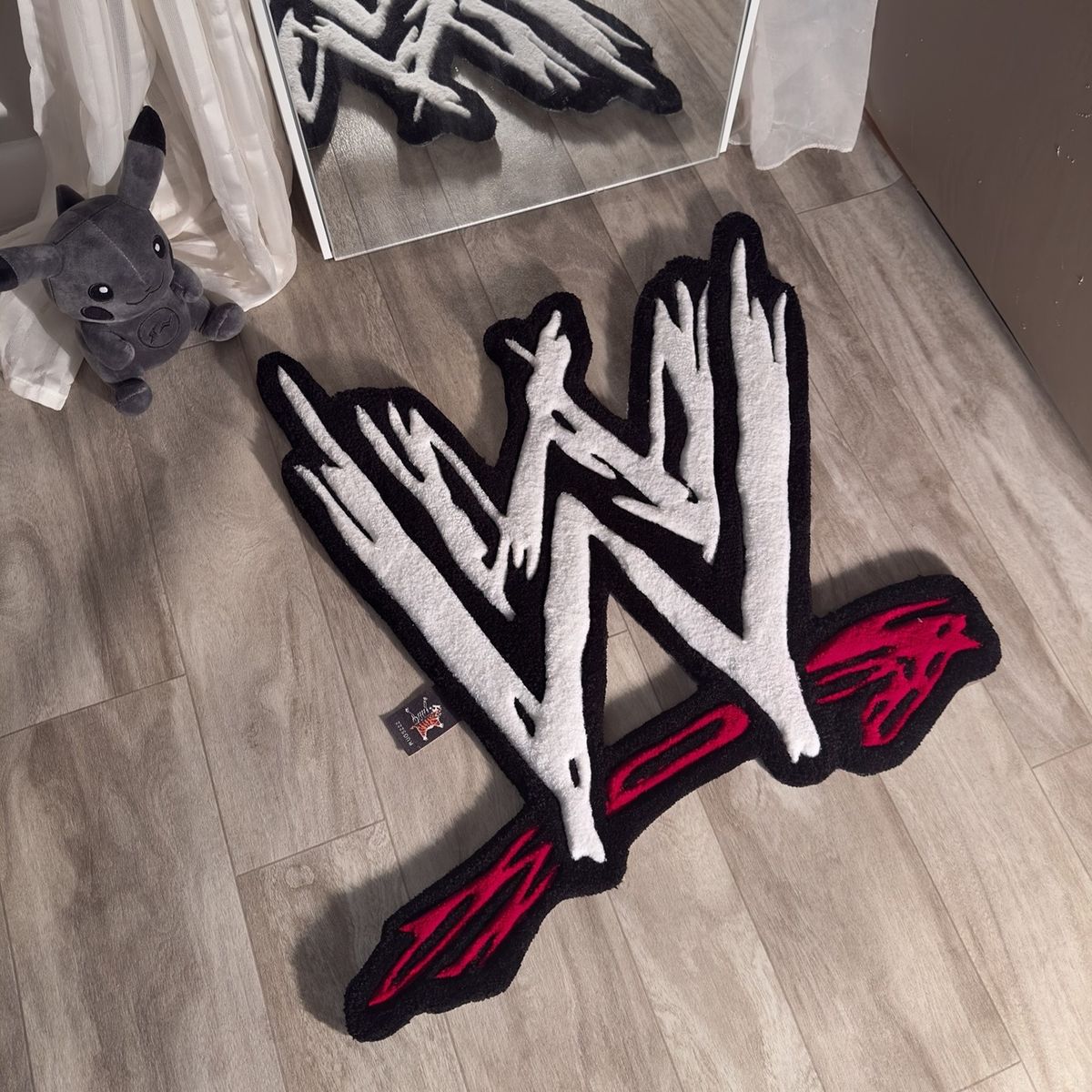 WWE HAND-TUFTED RUG