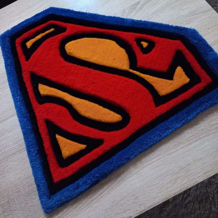 SUPERMAN HAND-TUFTED RUG