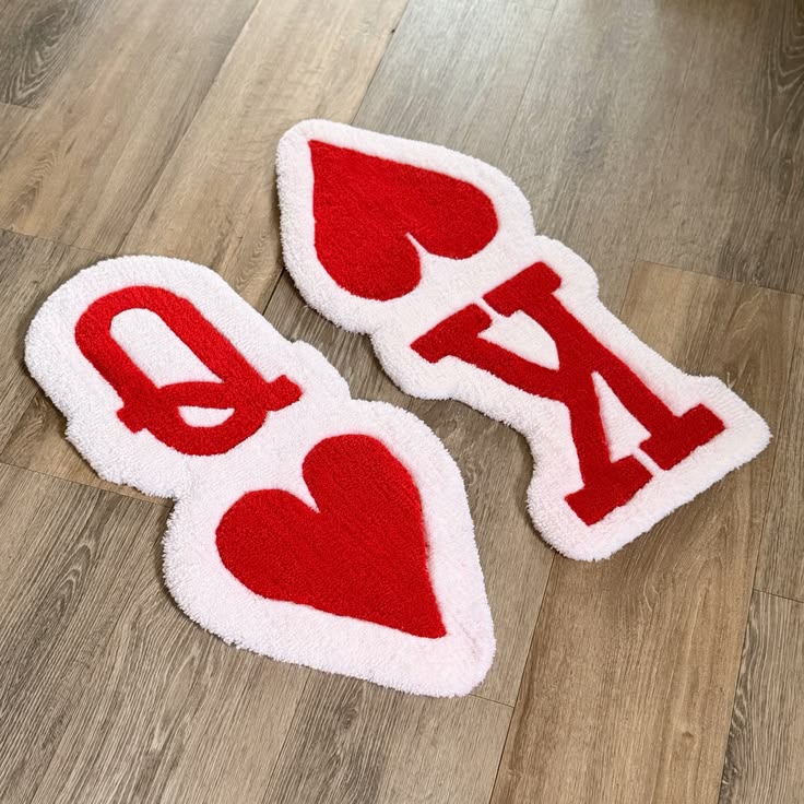 CREATIVE HAND-TUFTED RUG
