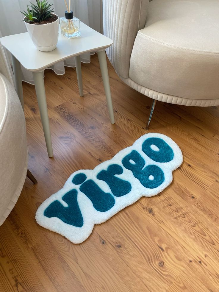 ZODIAC SIGN HAND-TUFTED RUG
